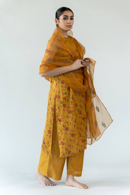 Nirjara_Yellow Organza, Silk Beads Nikhat Embroidered Odhani _Online_at_Aza_Fashions