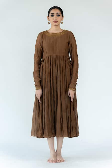 Nirjara_Brown Chanderi Cotton Embroidery Round Neck Neckline Jama _Online_at_Aza_Fashions