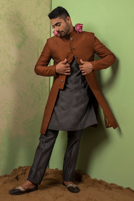 Ankita Shahabadi Brown Silk Thread And Cutdana Prasint Textured Achkan at Aza Fashions Ankita Shahabadi_Brown Silk Thread And Cutdana Prasint Textured Achkan _at_Aza_Fashions