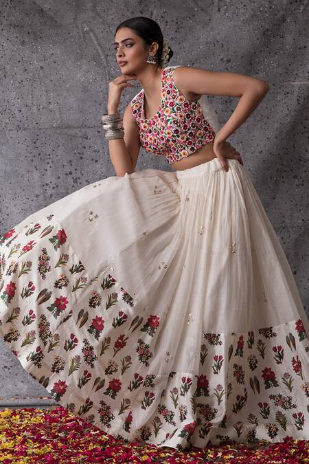 Buy_Shachi Sood_White Organza, Chanderi, Dupion Silk Floral Botanical Print Lehenga And Blouse Set _Online_at_Aza_Fashions