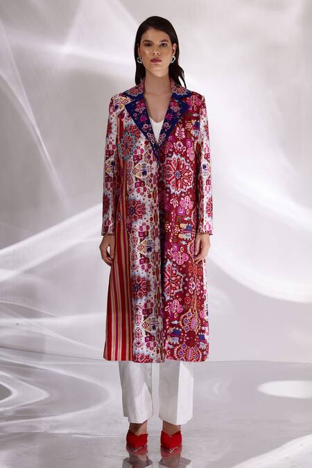 Betrue_White Handloom Cotton, Silk Embroidery Collared Floral Print Trench Jacket _Online_at_Aza_Fashions