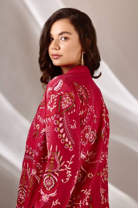 Buy_Betrue_Pink Handloom Cotton Embroidery Collared Hand Long Trench Jacket _Online_at_Aza_Fashions