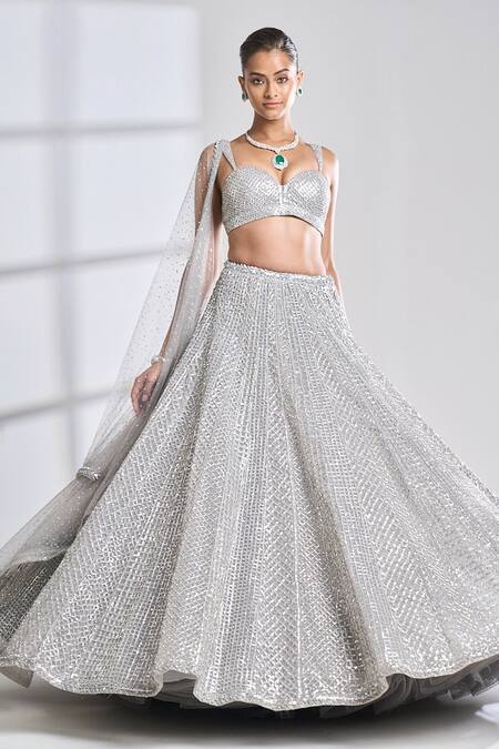 Seema Gujral_Silver Net Checks Sweetheart Neck Checkered Embroidered Bridal Lehenga Set_Online_at_Aza_Fashions