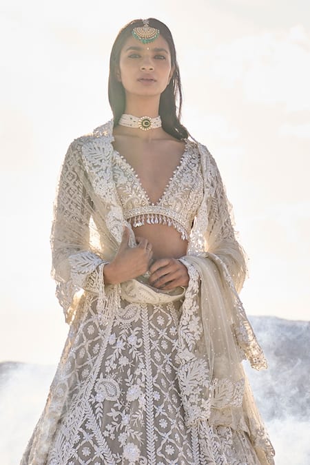 Buy_Seema Gujral_Ivory Net Embroidery Thread Plunge V Pearl Bridal Lehenga Set _Online_at_Aza_Fashions
