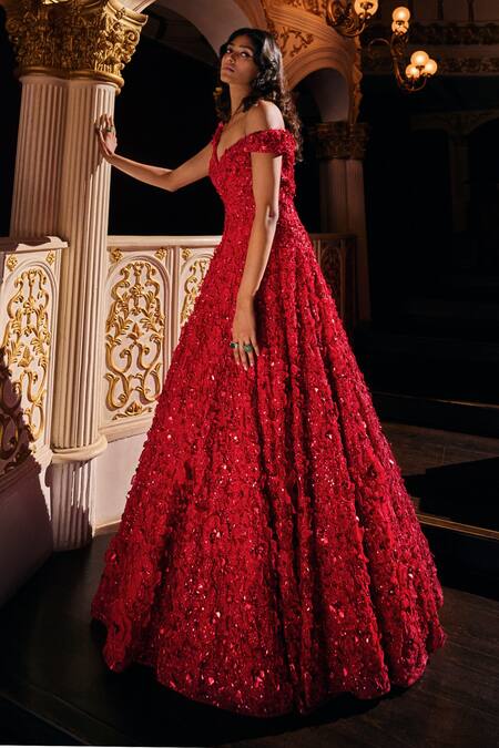 Buy Seema Gujral Red Net Sequins, Crystals, Beads Sweetheart Neck 3d Floral Embroidered Gown Buy_Seema Gujral_Red Net Sequins, Crystals, Beads Sweetheart Neck 3d Floral Embroidered Gown