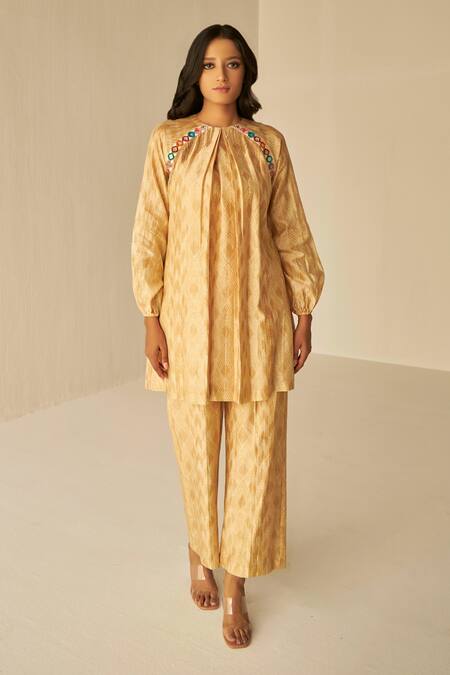 Buy_Betrue_Beige Chanderi Cotton Silk Embroidered Hand Tie-dye Top And Pant Set  _Online_at_Aza_Fashions
