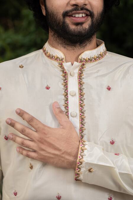 Buy_Hilo Design_White Pashmina Embroidery, Zari Kurta Dhoti Pant Set _Online_at_Aza_Fashions