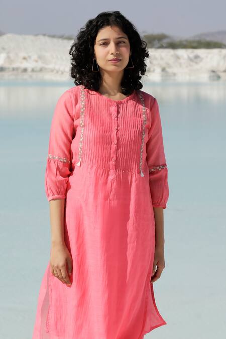 Shop_Tatwa_Coral Handloom Cotton, Viscose, Silk Embroidery Round Chanderi Kurta And Pant Set _Online_at_Aza_Fashions