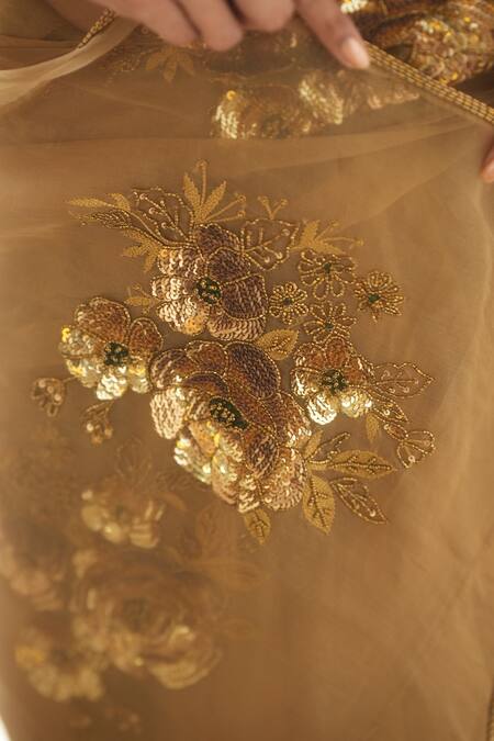 Peeli Dori_Gold Saree  Silk Organza Embroidered Hand Round Set _at_Aza_Fashions