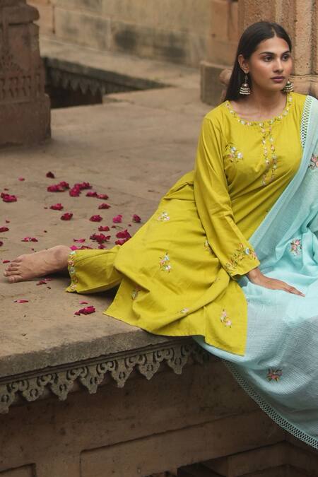 Shop_Sagaa By Vanita_Brown Dupatta  Organza, Kurta And Pant  Silk Floral Round Print Set_Online_at_Aza_Fashions