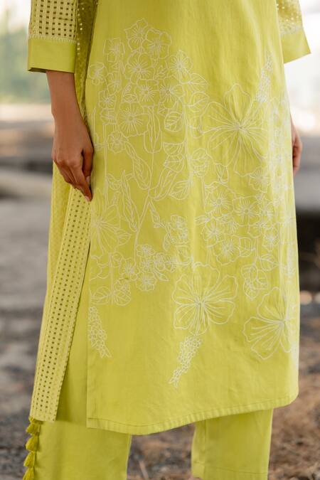 Pooja-Keyur_Green Cotton Satin, Chanderi Embroidery, Artistic Abstraction Kurta And Pant Set_at_Aza_Fashions