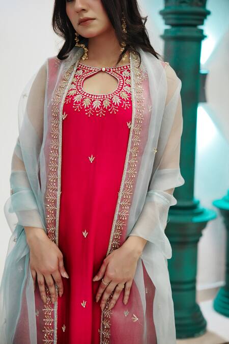 Gul By Aishwarya Magenta Satin Silk Hand Embroidered Cutdana Pakistani Kurta Pant Set Online at Aza Fashions Gul By Aishwarya_Magenta Satin Silk Hand Embroidered Cutdana Pakistani Kurta Pant Set _Online_at_Aza_Fashions