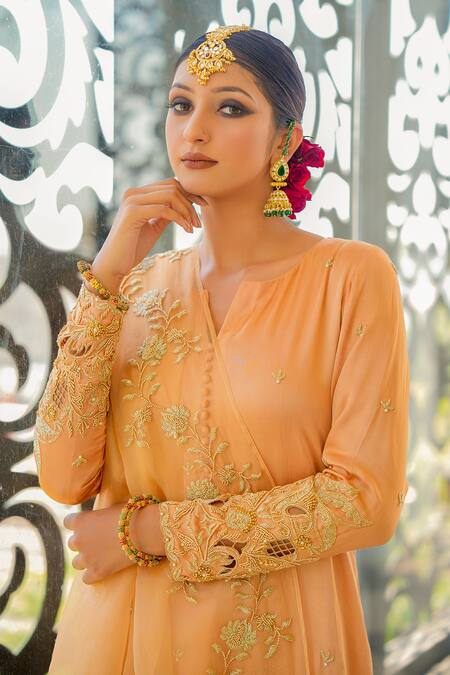 Buy_Gul By Aishwarya_Gold Satin Silk Hand Embroidered Cutdana Notched Pakistani Kurta Set  _Online_at_Aza_Fashions