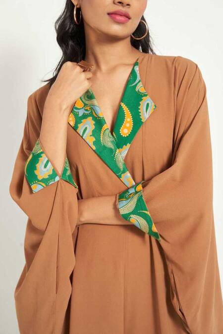 Shop Style Junkiie Beige Crepe Embroidery Halter Neck Flared Jumpsuit Shop_Style Junkiie_Beige Crepe Embroidery Halter Neck Flared Jumpsuit