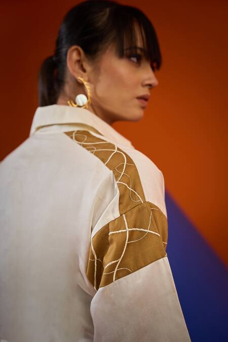 The Dramebaaz CO_White Cotton Embroidery Split V-neck Colorblock Shirt And Pant Set _Online_at_Aza_Fashions