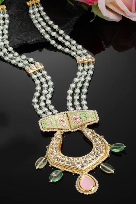 Dugran By Dugristyle Green Kundan Embellished Pendant Necklace Online at Aza Fashions Dugran By Dugristyle_Green Kundan Embellished Pendant Necklace _Online_at_Aza_Fashions