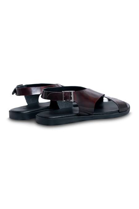 Buy_Dmodot_Maroon Criss-cross Leather Flats _Online_at_Aza_Fashions