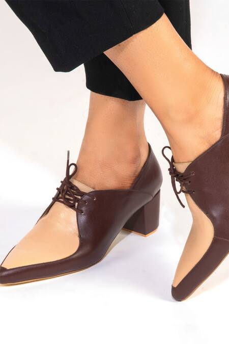 Buy Oceedee Brown Doris Colorblock Pointed Toe Block Heels Online at Aza Fashions Buy_Oceedee_Brown Doris Colorblock Pointed Toe Block Heels_Online_at_Aza_Fashions