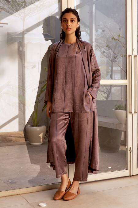 Shop Dot Wine Maheshwari, Silk, Cotton Round Neck, Open Striped Jacket With Kurta Set Online at Aza Fashions Shop_Dot_Wine Maheshwari, Silk, Cotton Round Neck, Open Striped Jacket With Kurta Set _Online_at_Aza_Fashions