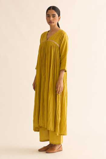 Dot_Green Cotton Embroidery V-neck Hand Kurta And Pant Set _Online_at_Aza_Fashions