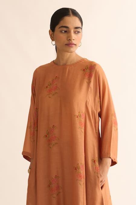 Dot_Orange Hemp, Silk Embroidery Round Neck Evani Printed A-line Kurta And Pant Set _at_Aza_Fashions