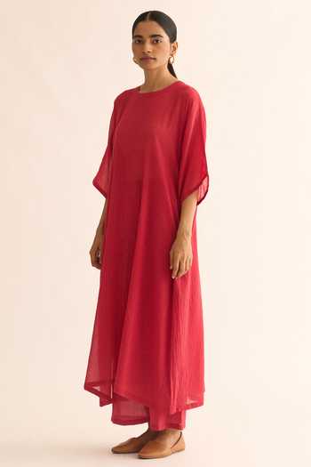 Buy_Dot_Red Cotton Round Neck Stripe Pattern Kurta And Pant Set _Online_at_Aza_Fashions