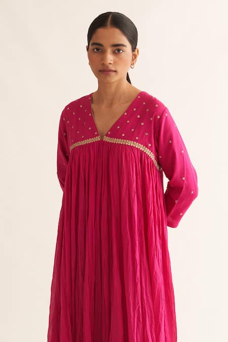 Shop_Dot_Pink Cotton Embroidery V-neck Mrinal Pleated Kurta And Pant Set _Online_at_Aza_Fashions