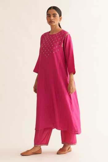 Buy_Dot_Pink Chanderi Embroidery Round Neck Osha Chak Bagla Kurta And Pant Set _Online_at_Aza_Fashions