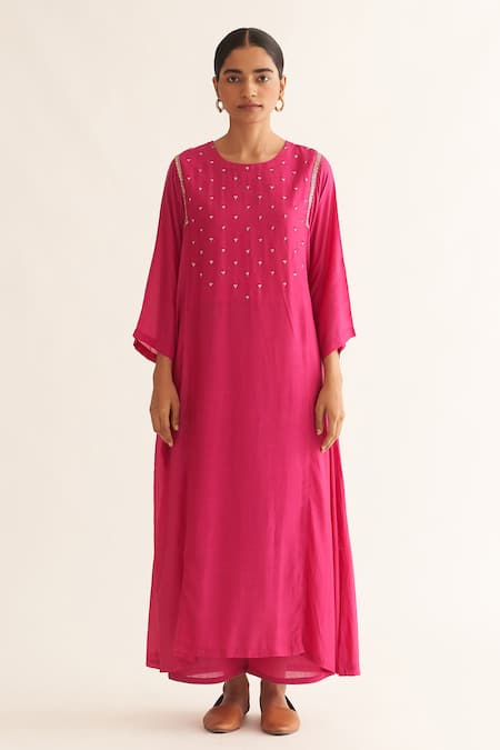 Dot_Pink Cotton Embroidery Round Neck Hand Kurta And Pant Set _Online_at_Aza_Fashions