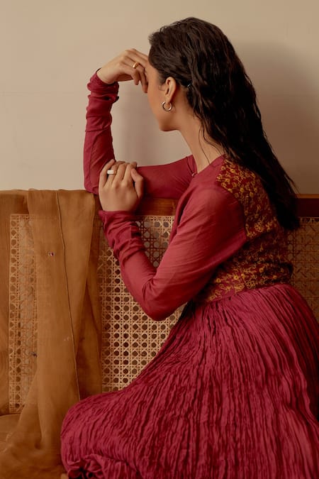 Shop Dot Pink Chanderi Embroidery Round Neck Hand Ghoomar Anarkali Online at Aza Fashions Shop_Dot_Pink Chanderi Embroidery Round Neck Hand Ghoomar Anarkali _Online_at_Aza_Fashions