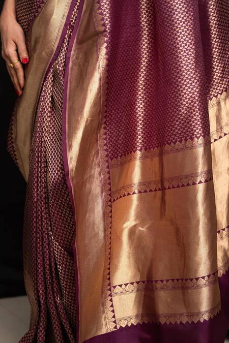 Buy Devissha Purple Pure Katan Silk Paisley Handloom Pattern Banarasi Saree Online at Aza Fashions Buy_Devissha_Purple Pure Katan Silk Paisley Handloom Pattern Banarasi Saree_Online_at_Aza_Fashions