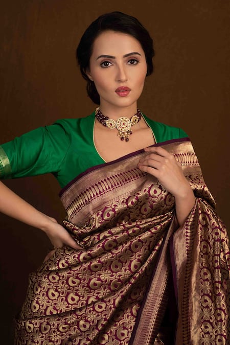 Devissha Magenta Pure Katan Silk Paisley Banarasi Woven Handloom Saree Online at Aza Fashions Devissha_Magenta Pure Katan Silk Paisley Banarasi Woven Handloom Saree _Online_at_Aza_Fashions