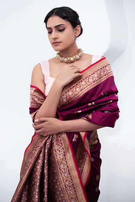 Devissha_Magenta Pure Katan Silk Paisley Banarasi Floral Woven Handloom Saree_Online_at_Aza_Fashions