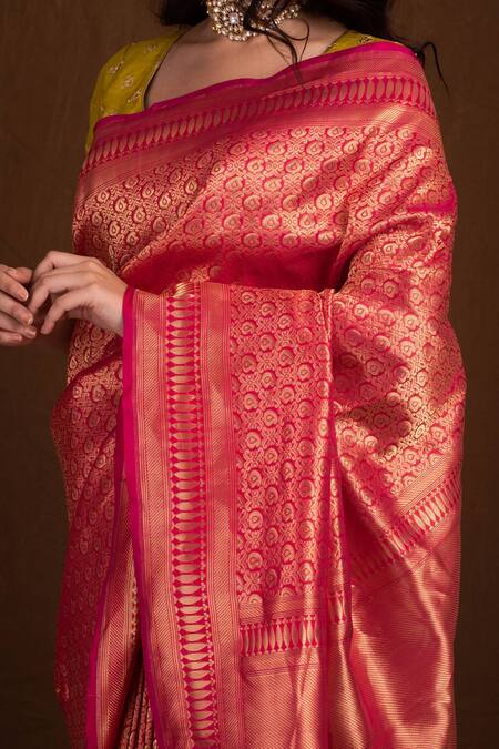 Devissha_Red Pure Katan Silk Paisley Handloom Banarasi Saree_Online_at_Aza_Fashions