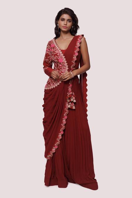 Deep red plunge saree – Ricco India