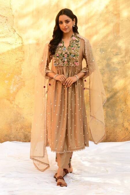 Buy_Label Niti Bothra_Ivory Silk Tassels, Embroidery Scoop Neck Polka Dot Pattern Kurta And Pant Set _Online_at_Aza_Fashions