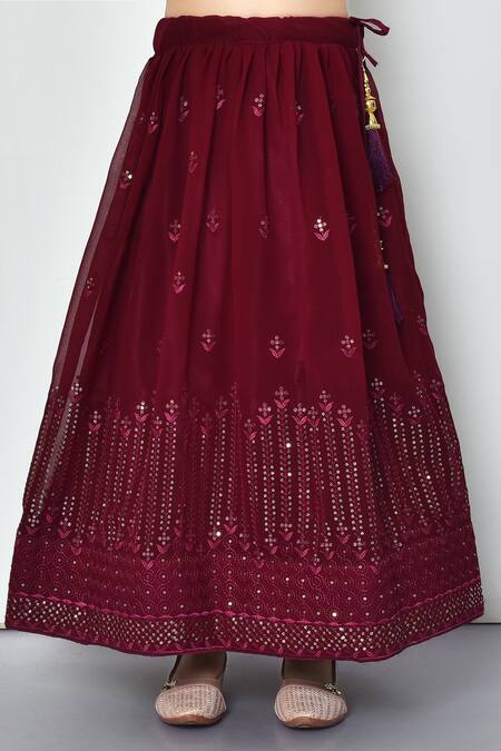 Buy_Banana Bee_Wine Pure Georgette Embroidered Sequin Threadwork Lehenga Set_Online_at_Aza_Fashions