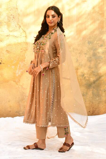 Shop_Label Niti Bothra_Ivory Silk Tassels, Embroidery Scoop Neck Polka Dot Pattern Kurta And Pant Set _Online_at_Aza_Fashions