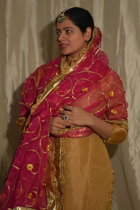 Studio Malang_Magenta Organza Embroidery Gota Jaal Dupatta_Online_at_Aza_Fashions