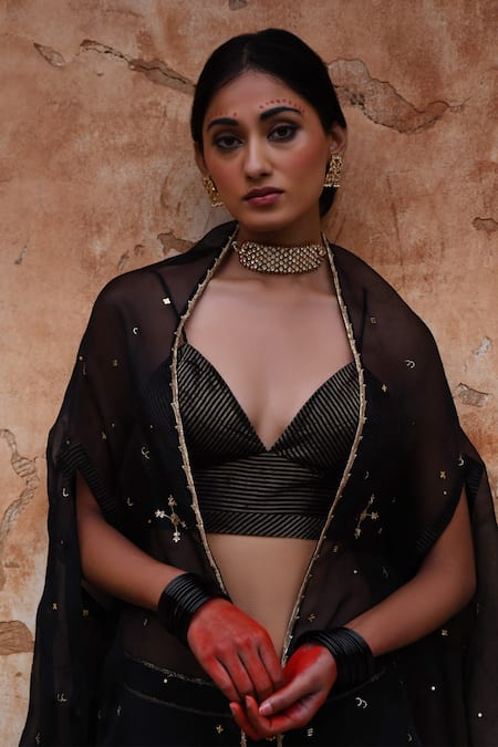 Buy_Deep Thee_Black Chanderi Sequins, Zari Plunge Neck Embroidered Cape And Skirt Set _Online_at_Aza_Fashions