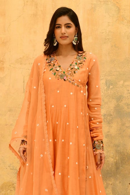 Buy Label Niti Bothra Peach Silk Embroidery V-neck Floral Bloom Angarkha Anarkali Set Online at Aza Fashions Buy_Label Niti Bothra_Peach Silk Embroidery V-neck Floral Bloom Angarkha Anarkali Set _Online_at_Aza_Fashions