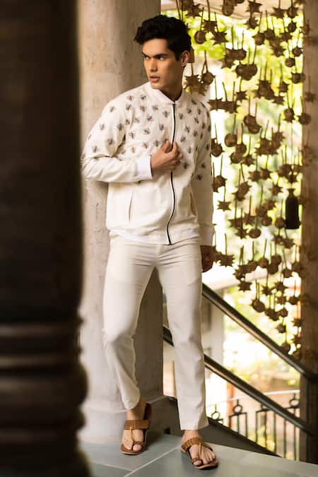 Vaani Beswal_Off White Handloom Cotton Embroidery Adeel Bomber Jacket _Online_at_Aza_Fashions