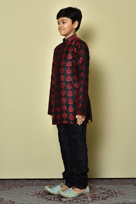 Buy_Petite Pomme_Black Silk Embroidery Thread Work Kurta _Online_at_Aza_Fashions