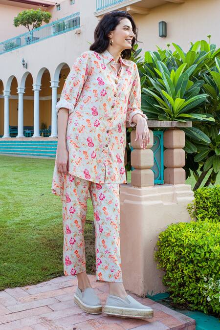 Karaj Jaipur_Cream Muslin Floral Shirt Collar Botanical Pattern Tunic And Pant Set_Online_at_Aza_Fashions