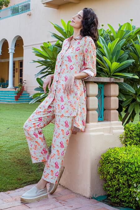 Buy_Karaj Jaipur_Cream Muslin Floral Shirt Collar Botanical Pattern Tunic And Pant Set_Online_at_Aza_Fashions