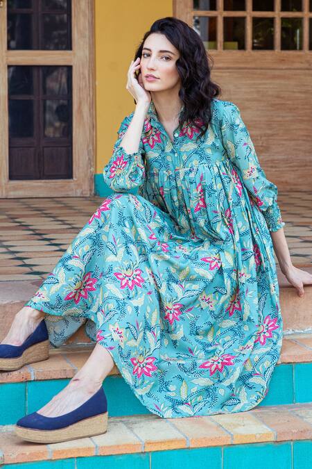 Karaj Jaipur_Blue Muslin Printed Floral Spread Collar Pleated Dress_at_Aza_Fashions