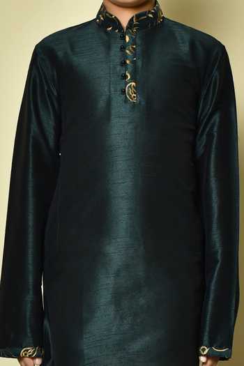 Petite Pomme_Green Silk Embroidery Mandarin Collar Kurta Set _at_Aza_Fashions