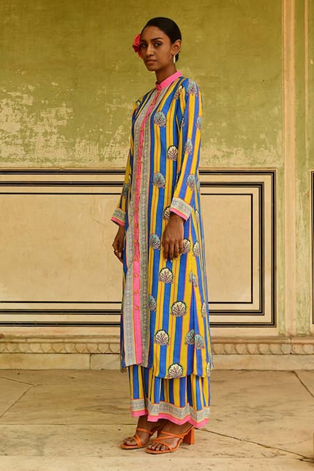 Buy_Swati Vijaivargie_Blue Silk Embroidery Mandarin Collar Gauri Long Kurta Set _Online_at_Aza_Fashions