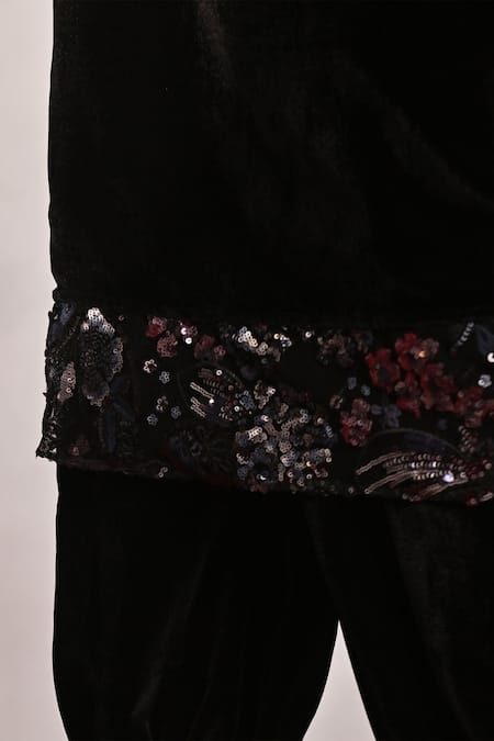 Jyoti Sachdev Iyer_Black Silk, Velvet Sequins Split V-neck Cuff Embroidered Kurta And Salwar Set _Online_at_Aza_Fashions