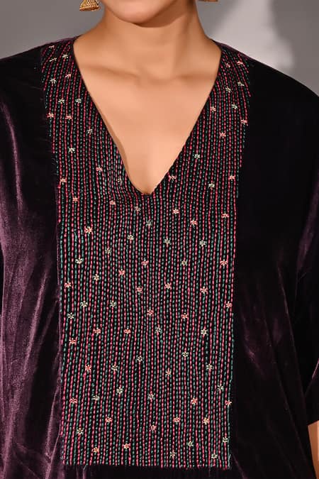 Jyoti Sachdev Iyer_Purple Silk, Velvet Embroidery V-neck Zari Kaftan _Online_at_Aza_Fashions